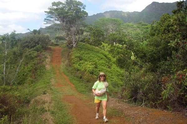 Sonja and Leilani, 2/5/06 Kuilau Trail