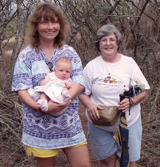 Leilani, Rosemary and Sonja in front of cacti at the crater hill