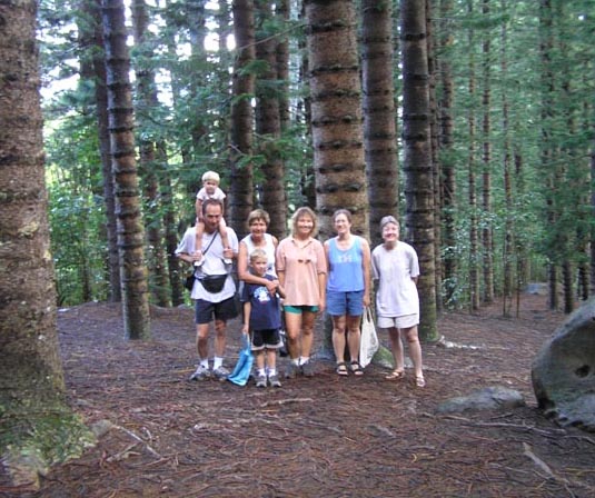 Nounou_hike.jpg