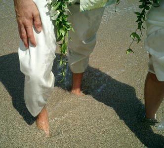 057_Wawae_One_Sandy_Feet.jpg