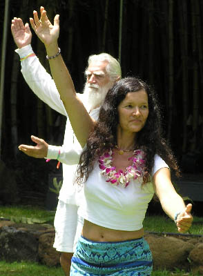 EarlNicoleHula.jpg