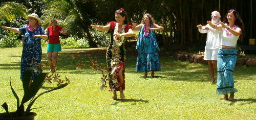 ReceptionHula2-sm.jpg