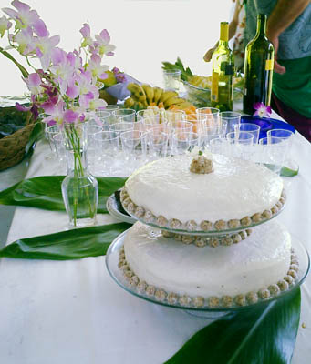 cake_with_orchids.jpg